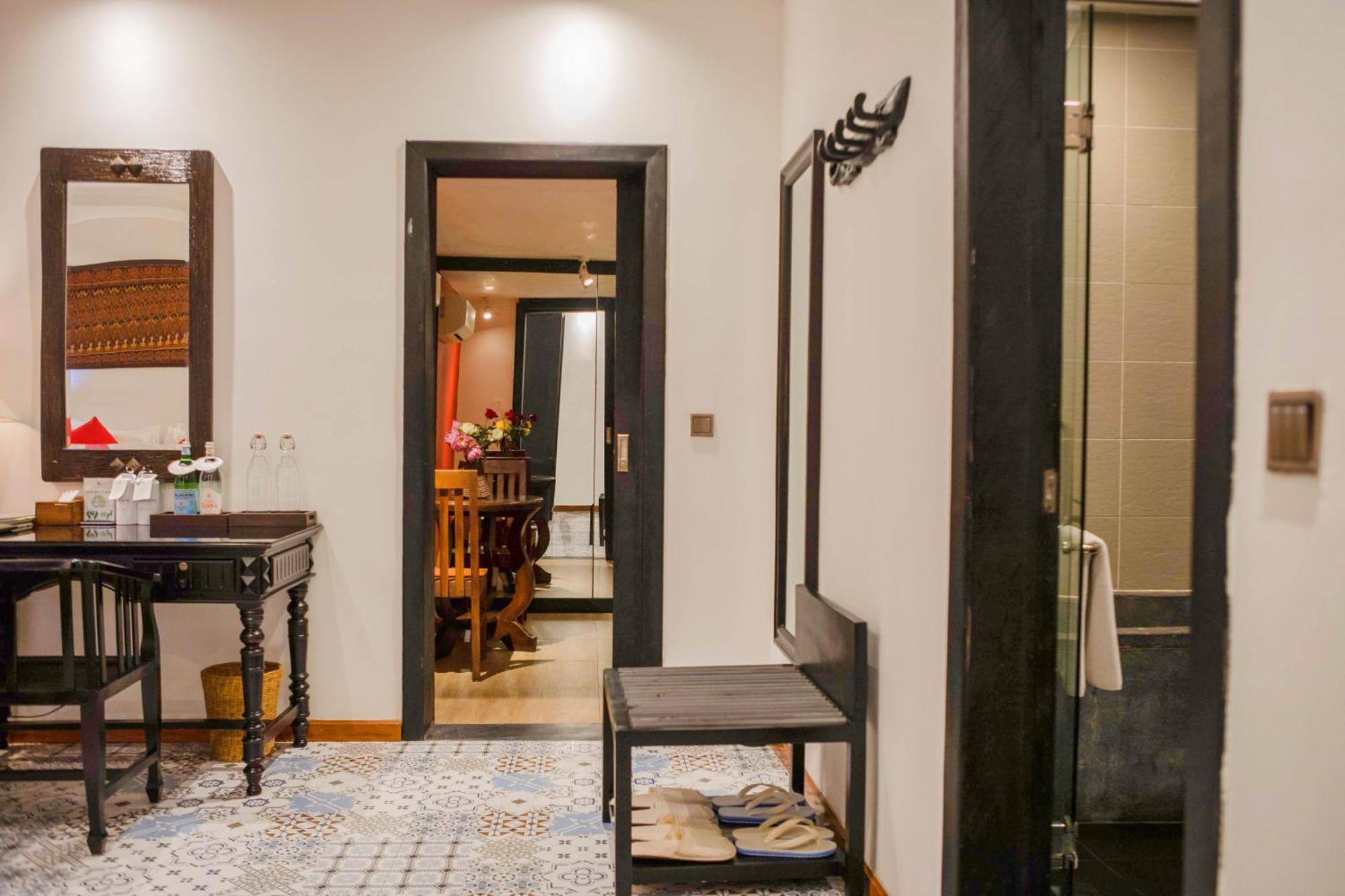 La Rose Suites Phnom Penh Exterior photo