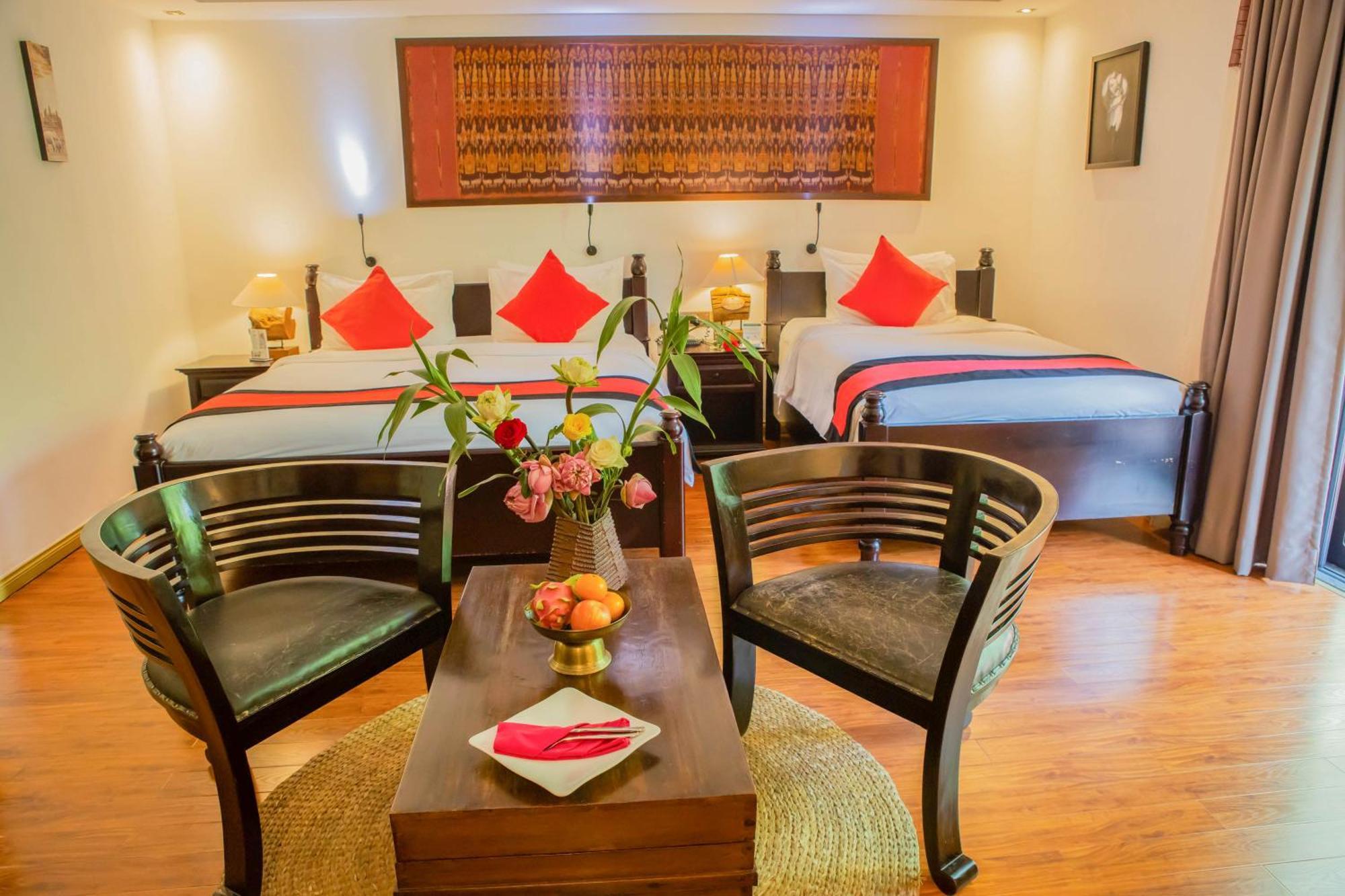 La Rose Suites Phnom Penh Exterior photo