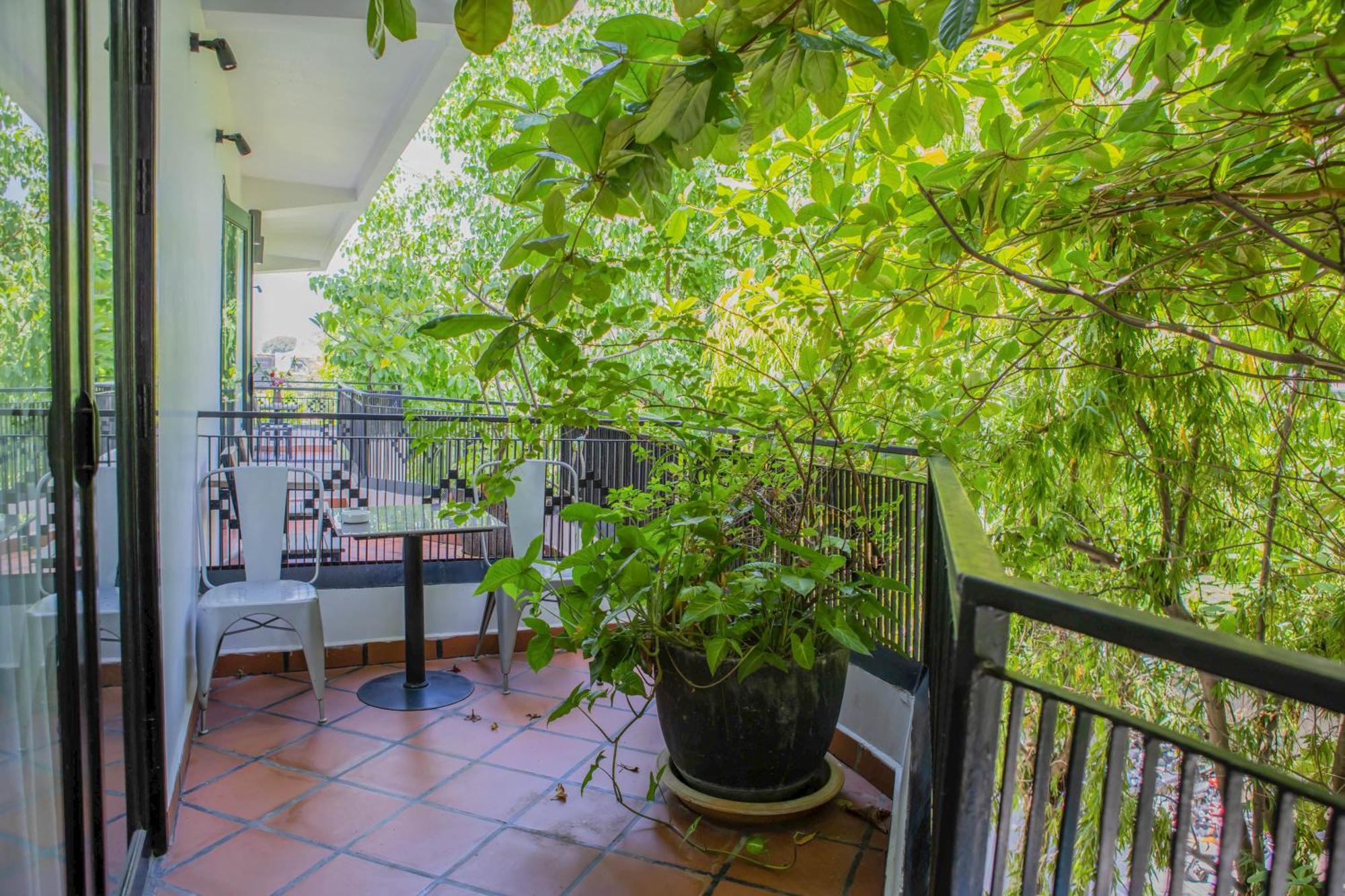 La Rose Suites Phnom Penh Exterior photo