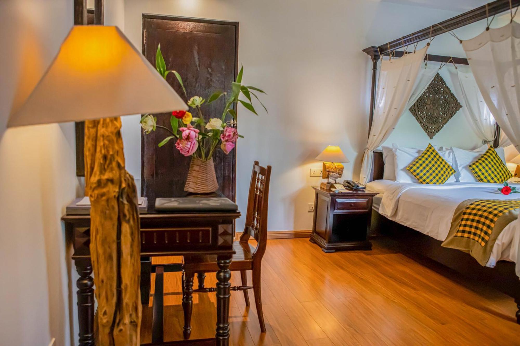 La Rose Suites Phnom Penh Exterior photo